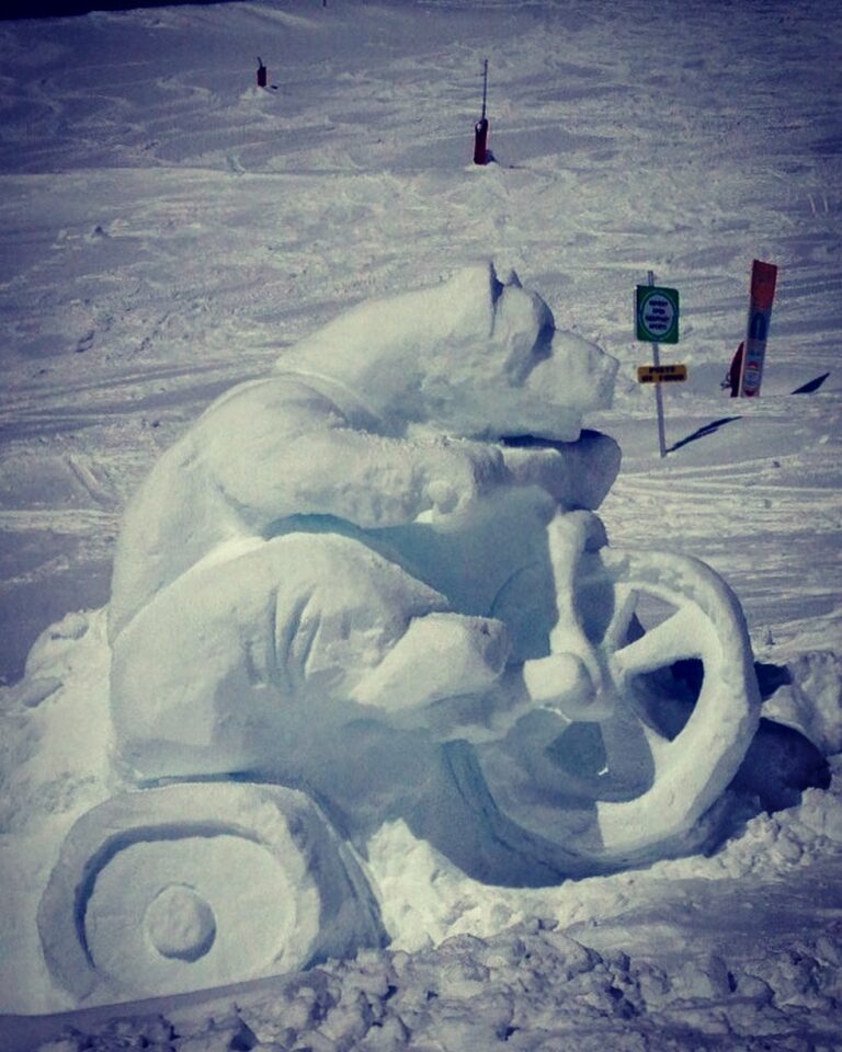 ours tricycle saint lary  idee di verre